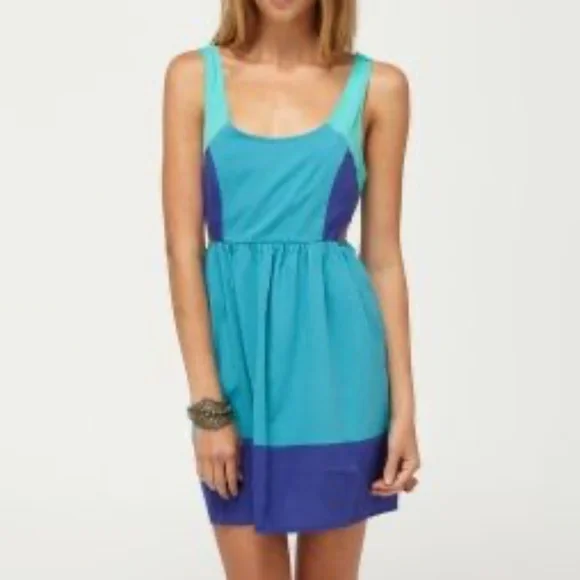 roxy cut out dress ROXY Cut Out Summer Mini Dress / Spirit Dress